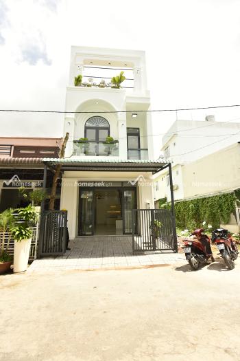 Nhà mặt tiền đường số 12 khu Bình Khánh 5, phường Bình Khánh, TP.Long Xuyên, An Giang 90m2