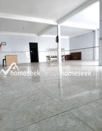 Cho thu&ecirc; 2 căn nh&agrave; liền kề mặt tiền đường Trần Hưng Đạo, phường Mỹ Thạnh, TP.Long Xuy&ecirc;n, An Giang 308m2