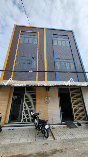 Nh&agrave; 1 trệt 2 lầu mặt tiền đường Trần Hưng Đạo, phường Mỹ Thạnh, TP.Long Xuy&ecirc;n, An Giang 50.4m2