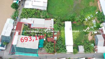 Nhà kèm đất cây xăng cầu Vàm Kinh, xã Hòa Bình Thạnh, huyện Châu Thành, tỉnh An Giang 693.1m2